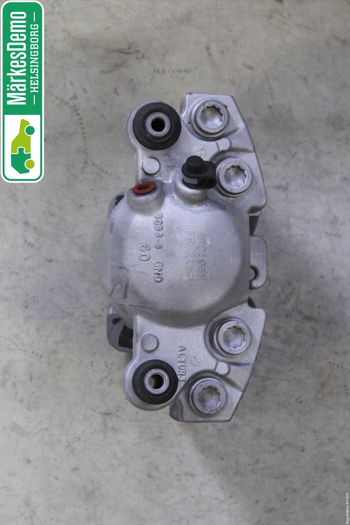 Audi Q5 09-16 Bromsok Fram Höger