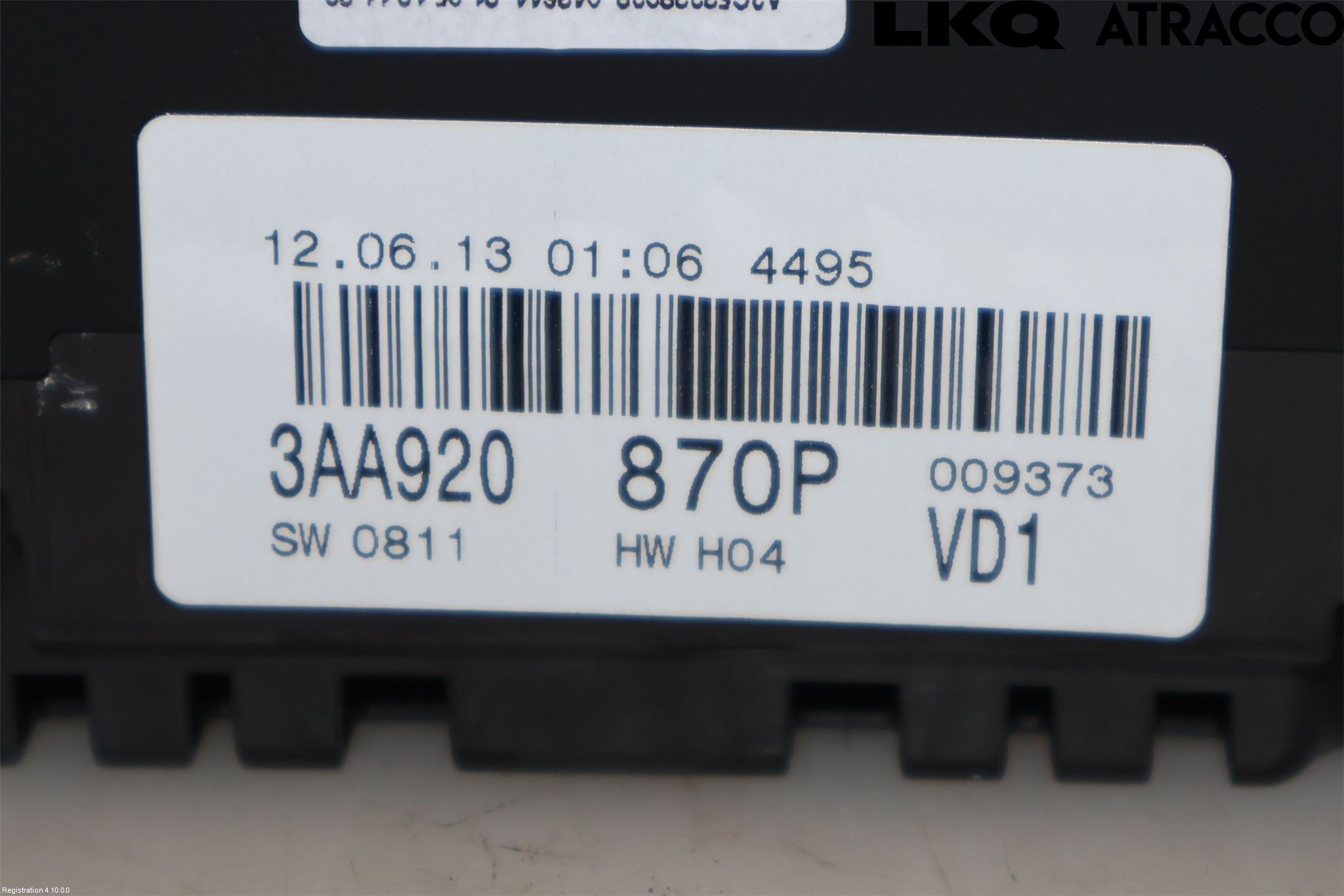 Volkswagen VW PASSAT 11-14 Instrument Komb