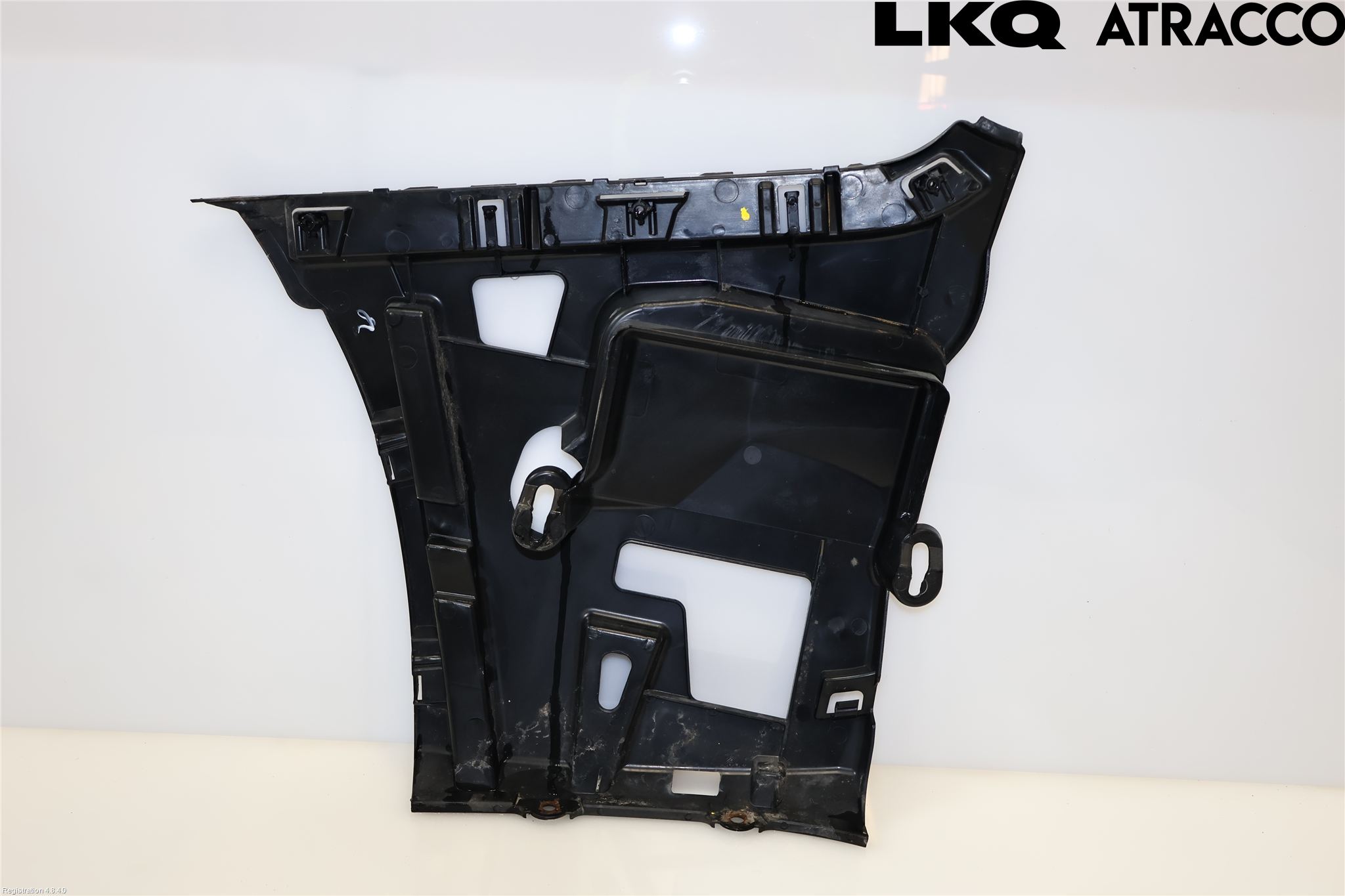 BMW 3 F30/F31/F80 12-19 Stötfångarfäste Bak Hö