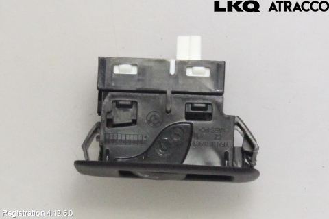 BMW 5 G30/G31/F90 17-23 Strömställare Övrigt
