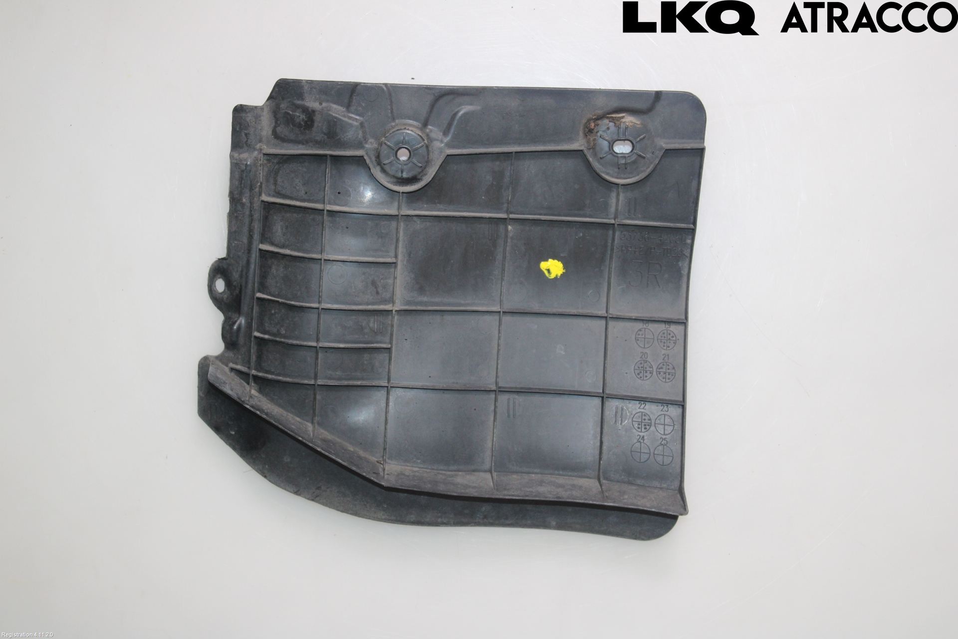 Toyota RAV4 19- Hasplåt Plåt-Plast