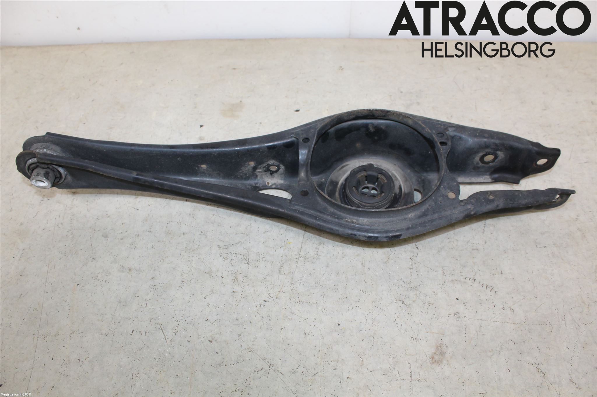 Volkswagen VW PASSAT 15-19 Bärarm Bak Höger