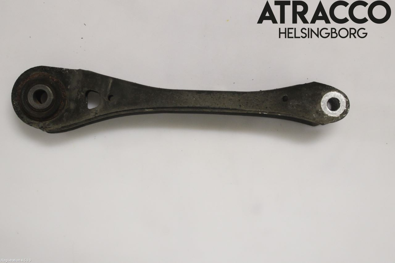 BMW X4 F26 14-18 Bärarm Bak Övre Höger