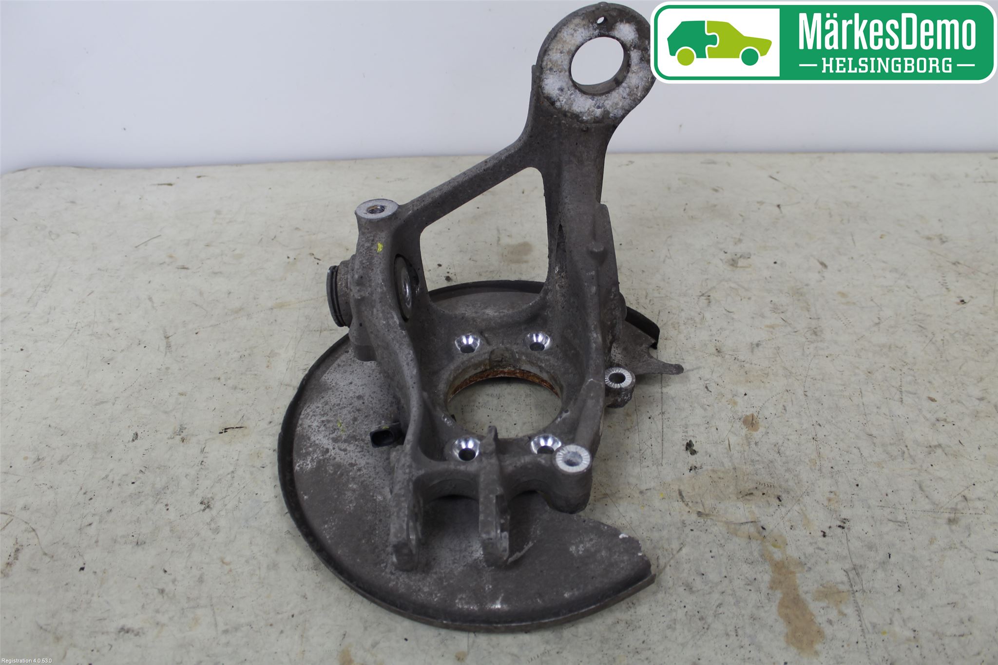 Audi A4 12-15 Hjullagerhus-Spindel Hö B