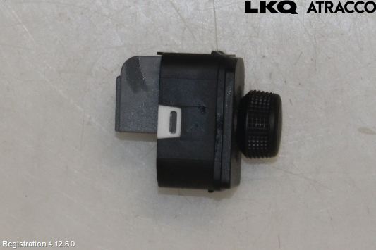 Seat IBIZA V 17-20 Strömställare Spegel