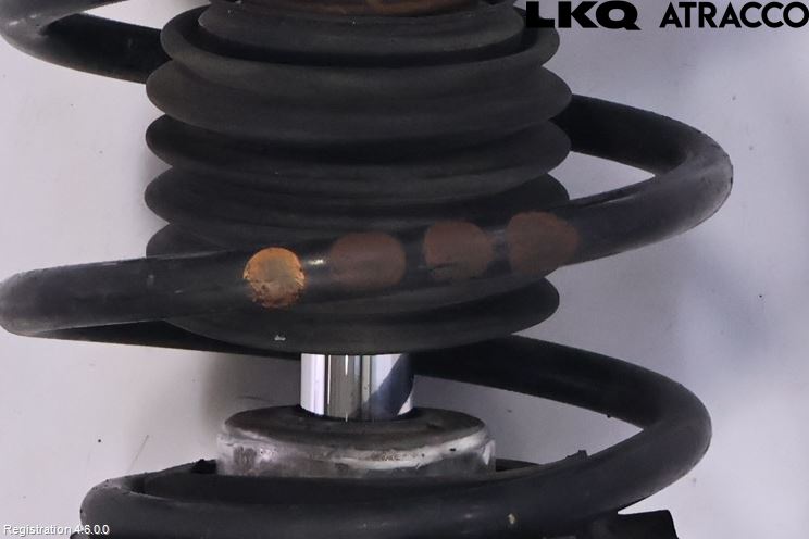 BMW 6 E63/64    02-10 Fjäderben Fram Höger