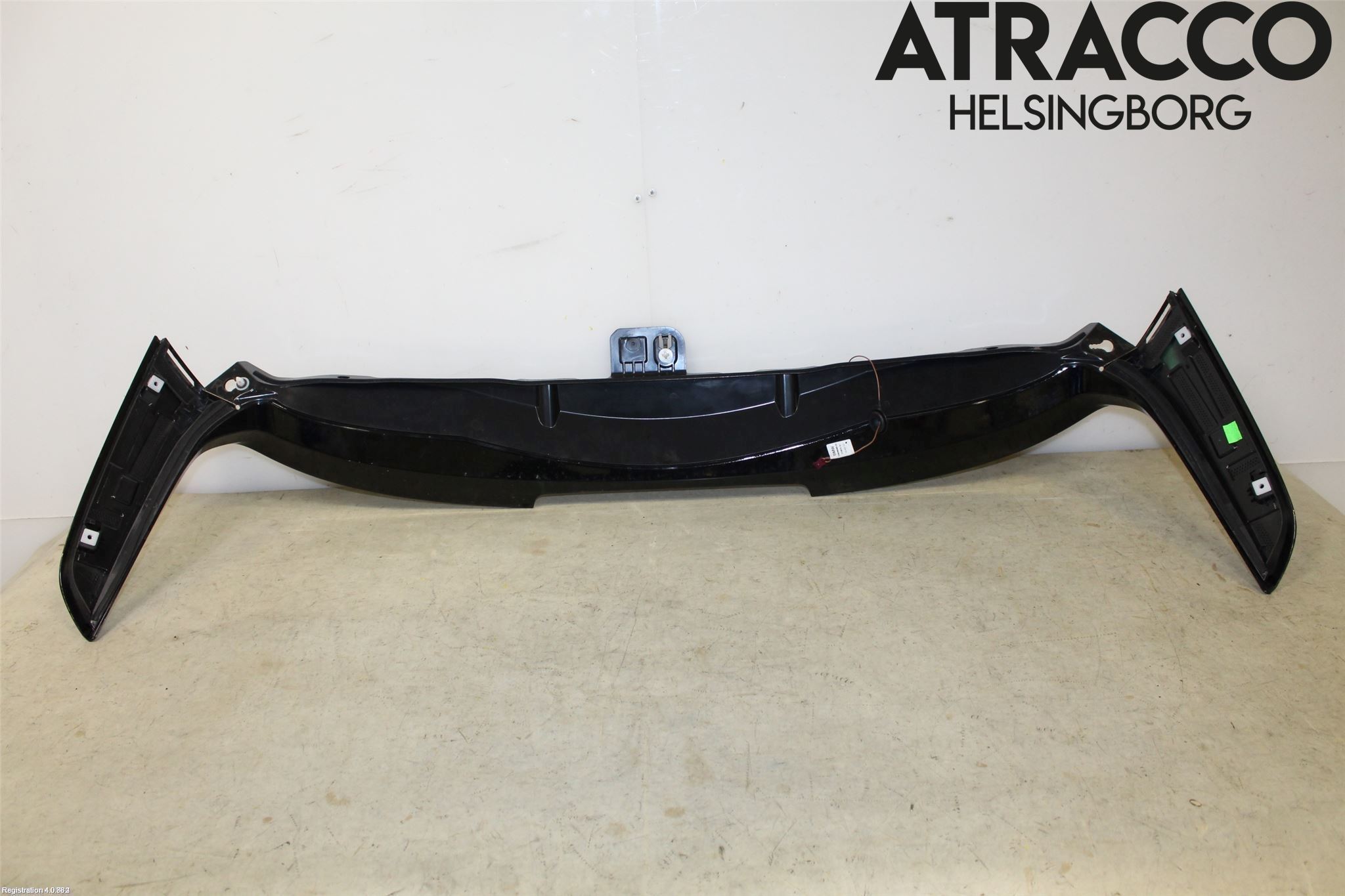 BMW X1 F48 15-22 Spoiler Baklucka