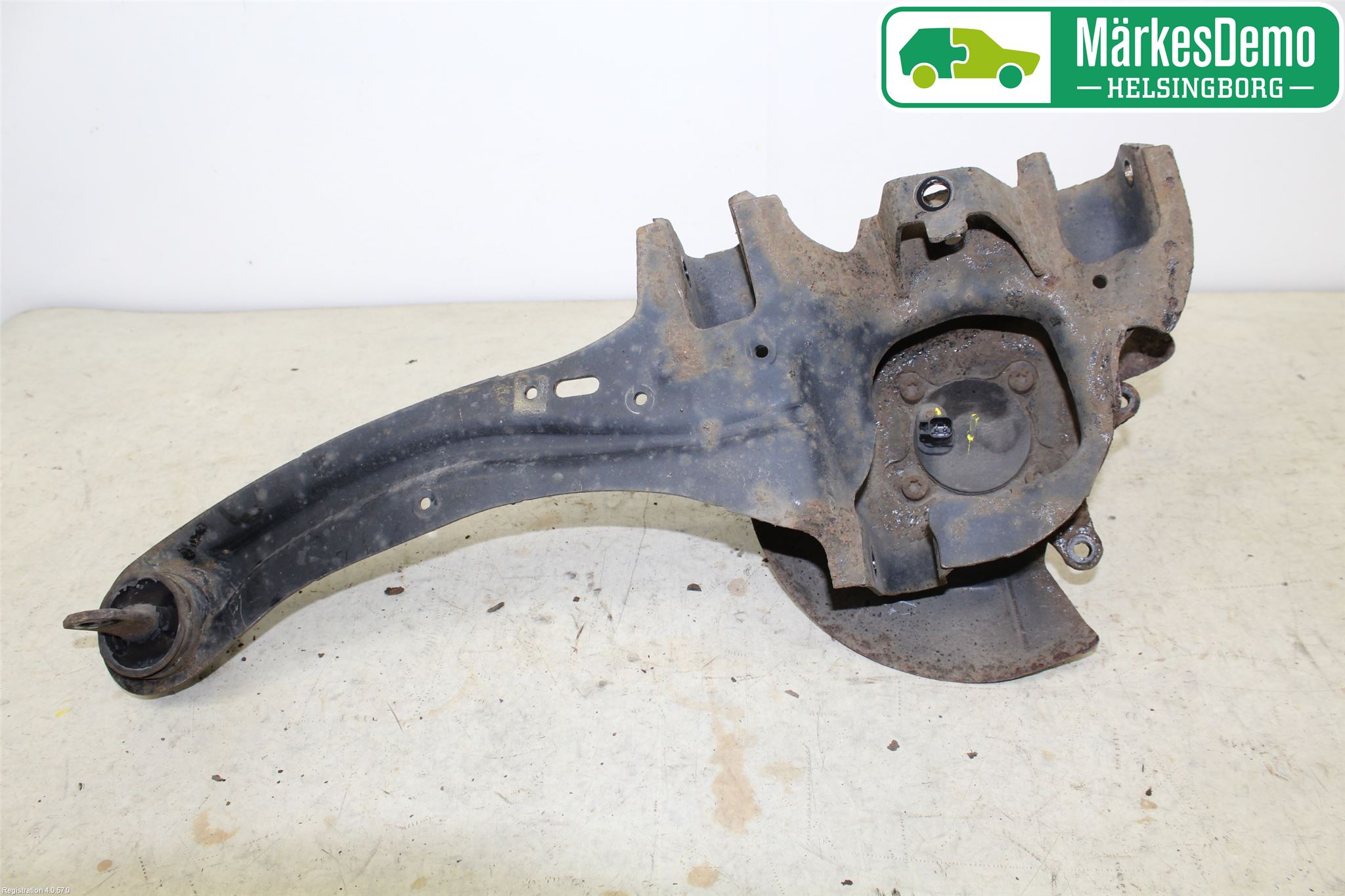 Mazda 5 10-18 Bärarm Bak Vänster