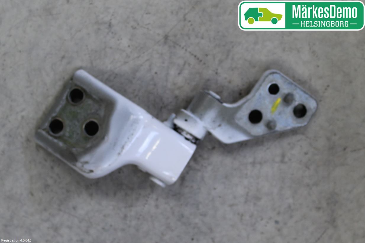 Peugeot PARTNER 08-15 Bakluckegångjärn Vä