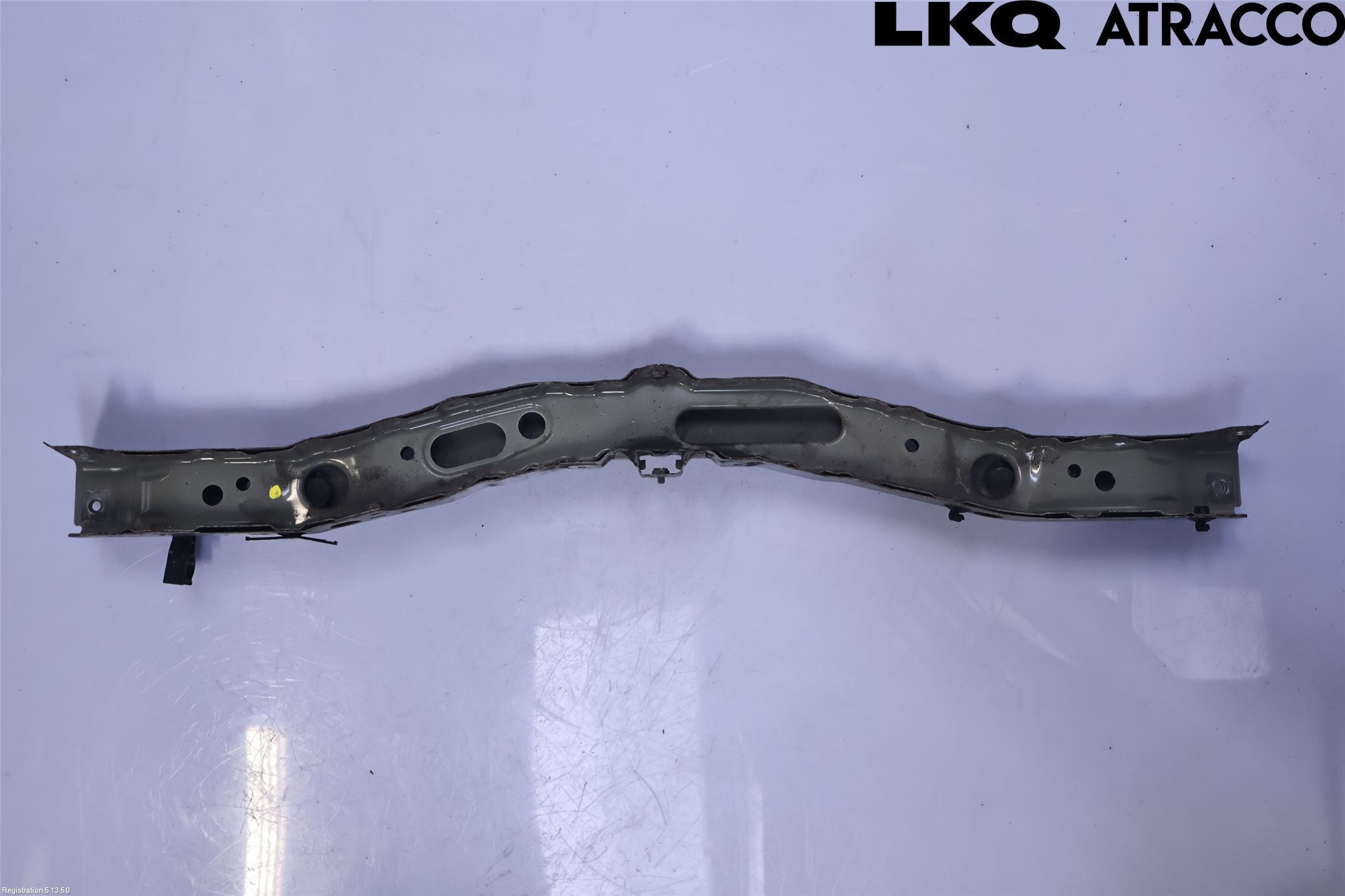 Toyota AURIS 13-19 Front Huvlåsplåt-Balk