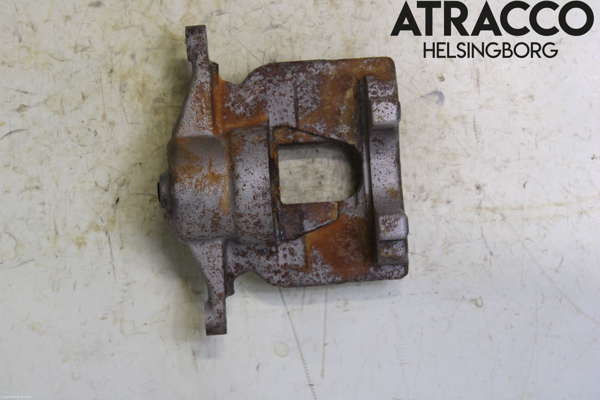 Toyota AVENSIS 09-15 Bromsok Fram Höger