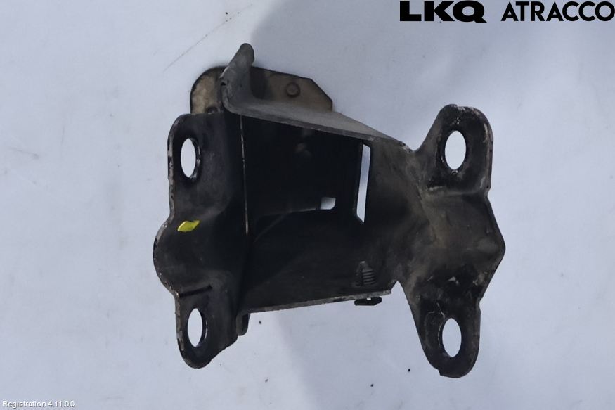 Volvo V70 08-13 Kylarfäste-Ram-Balk