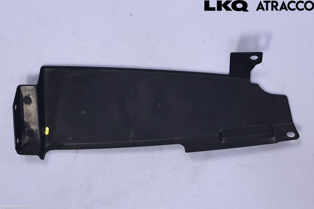 Nissan QASHQAI+2  10-14 Deflektor Plåt-Plast Kylning