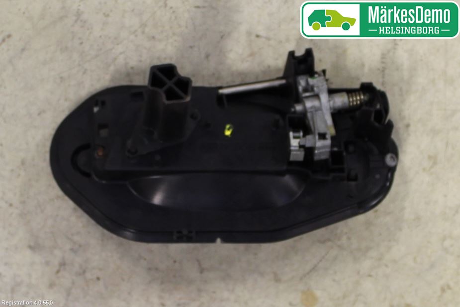 BMW 5 E60/61 Sed/Tou 02-10 Dörrhandtag Yttre Hö