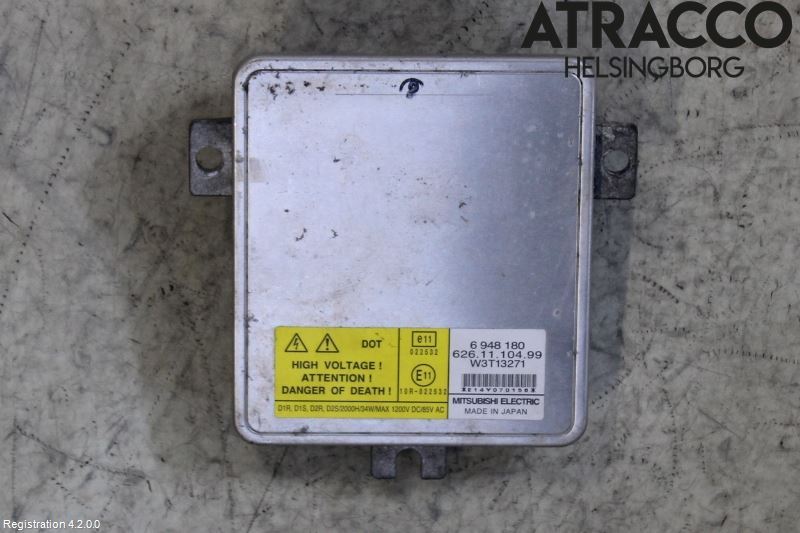 Volvo V70 08-13 Styrenhet Strålkastare