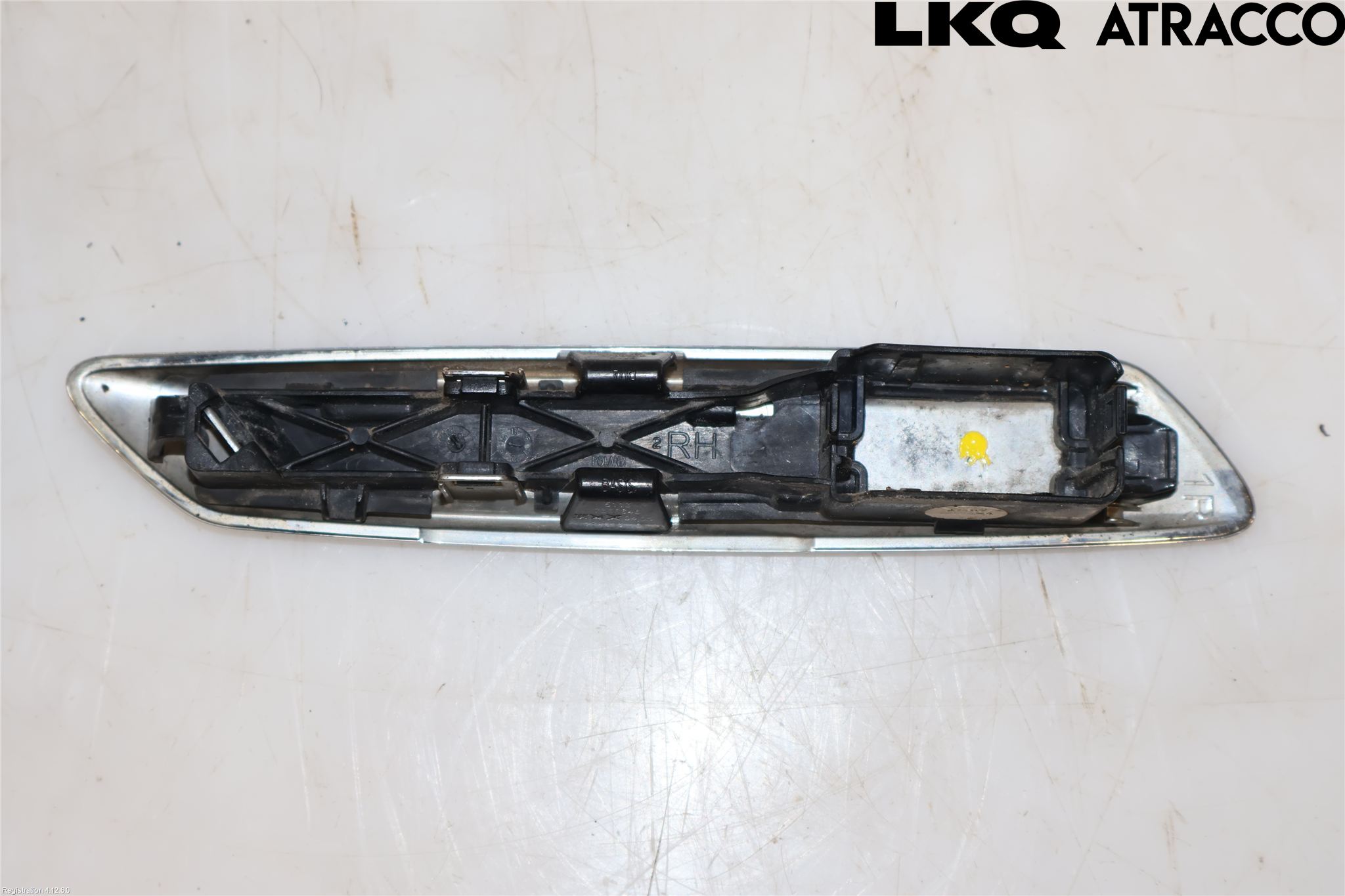 BMW 5 F10/F11/F18 09-17 List Framskärm Hö