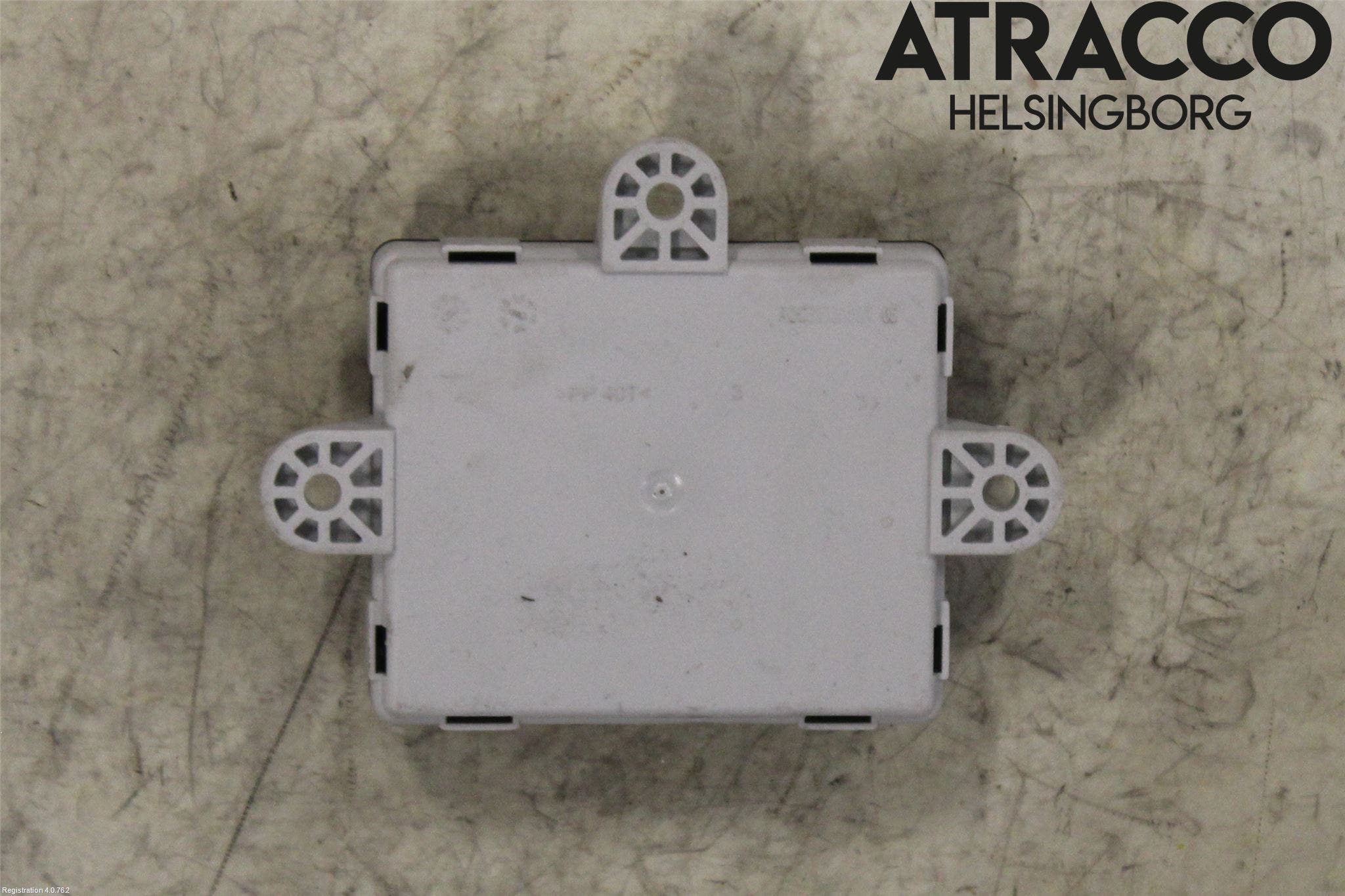 Volvo V60 11-13 Styrenhet Dörr