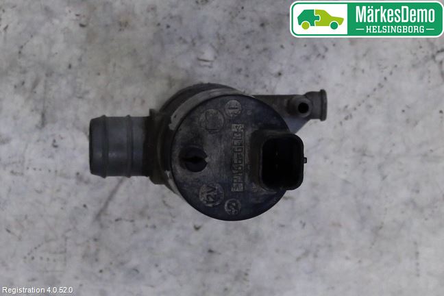 Opel VIVARO 15-19 Spolarpump Vindruta