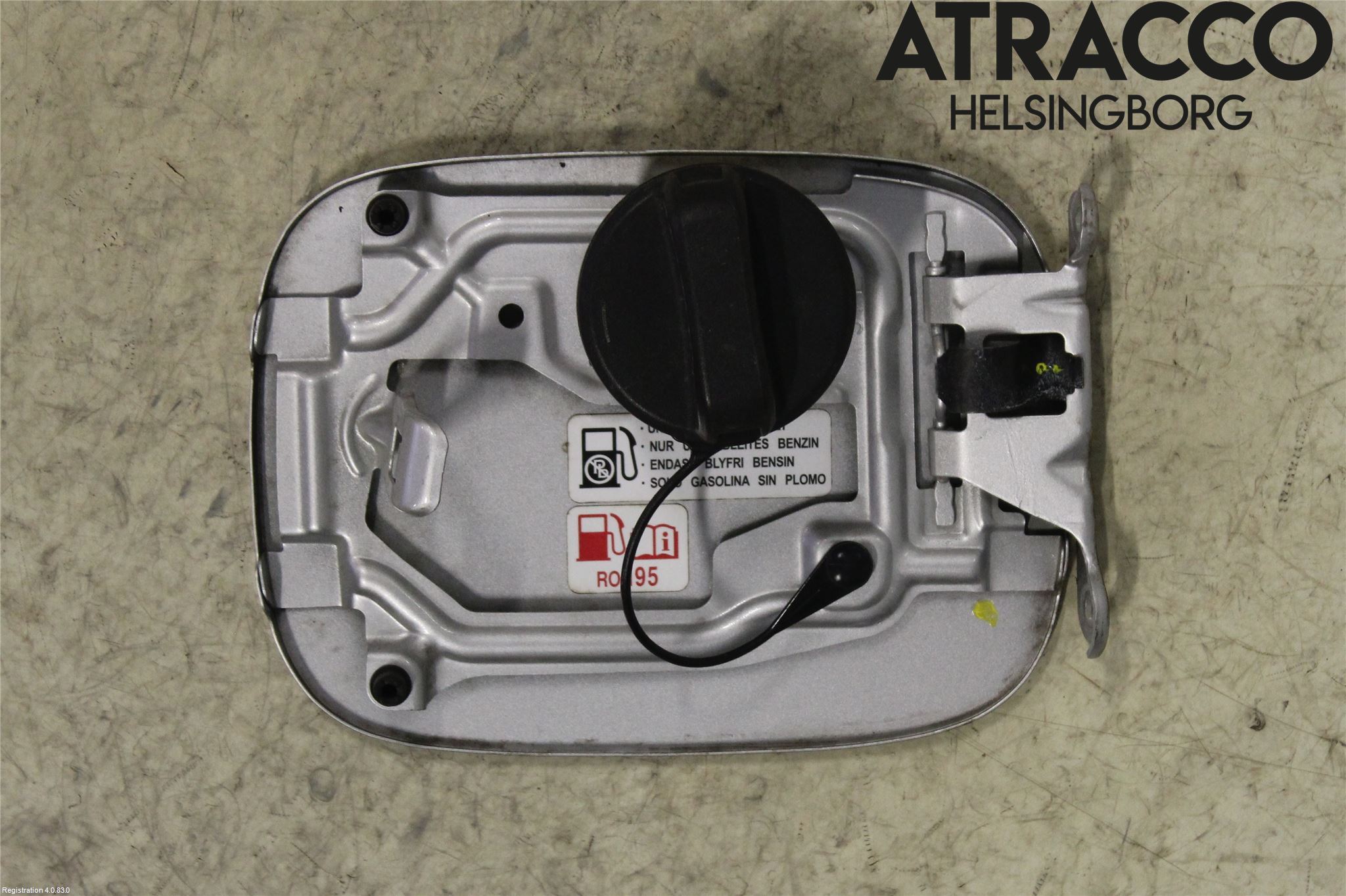 Suzuki KIZASHI Tanklucka