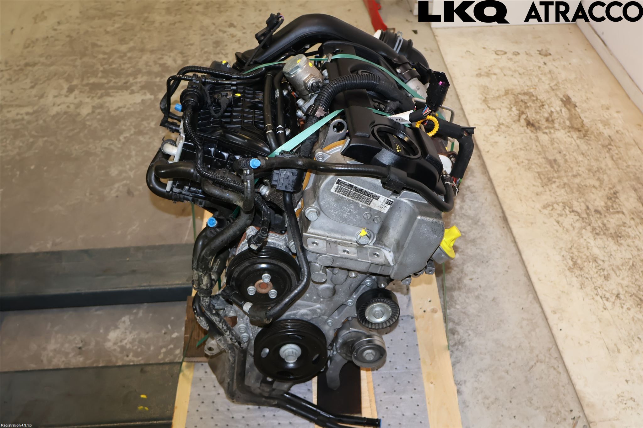 Skoda RAPID Motor Bensin