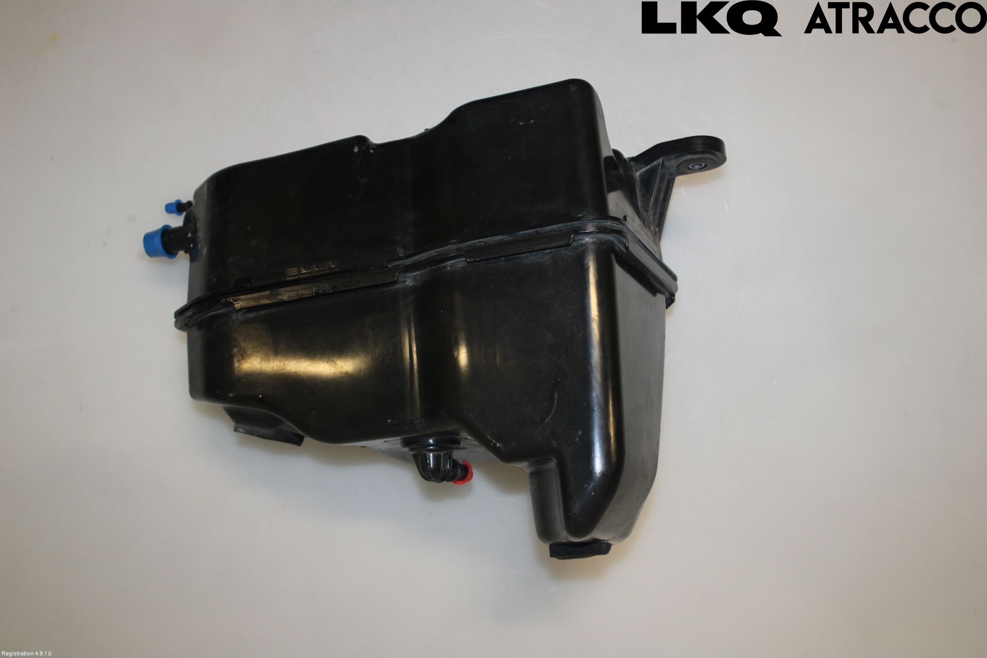 BMW 5 G30/G31/F90 17-23 Adblue Tank