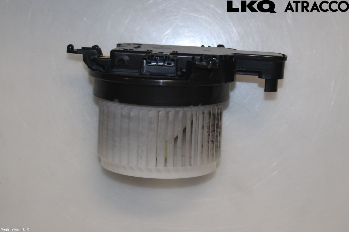 Lexus NX 300h 15-21 Värmefläkt