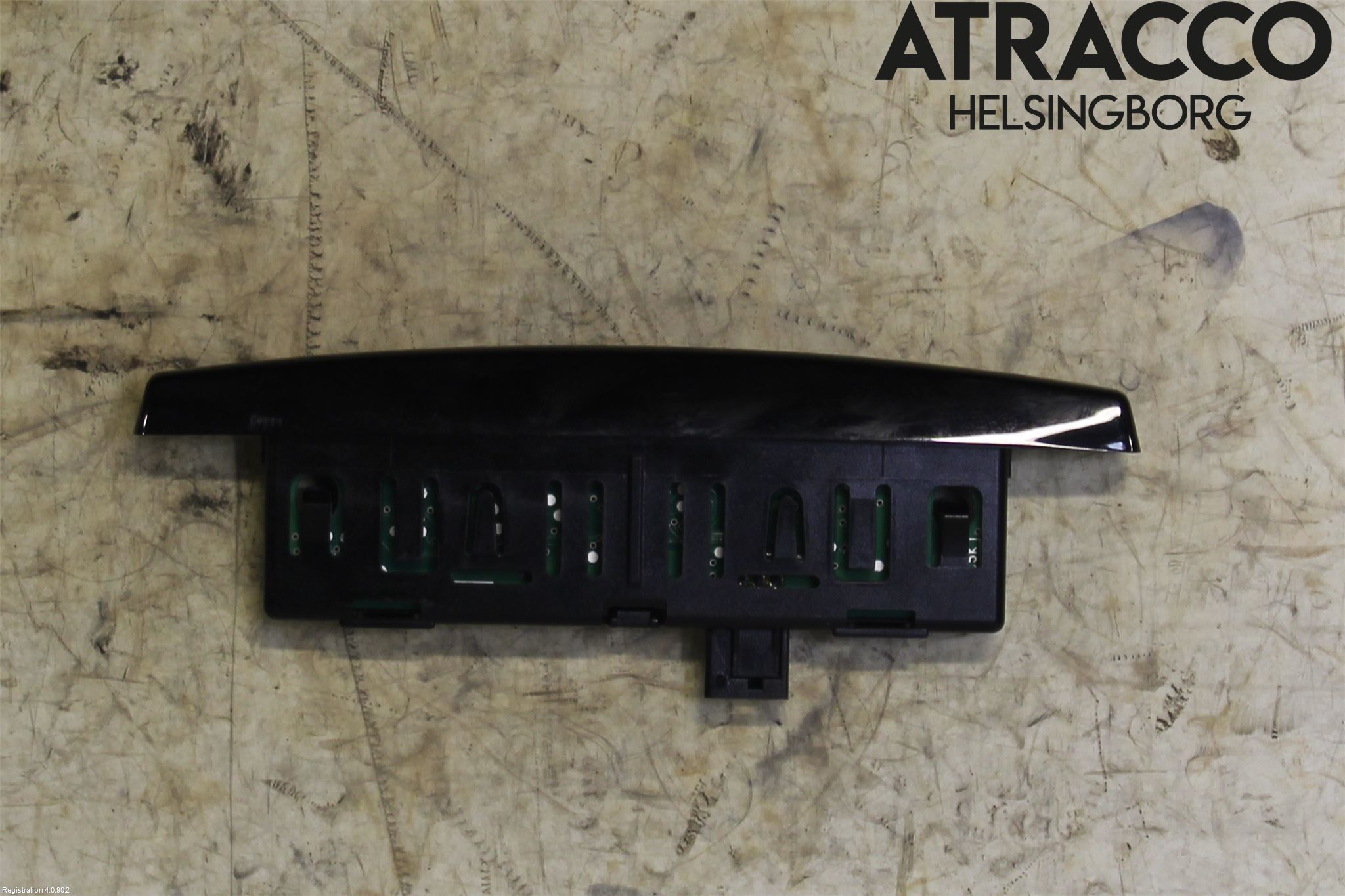 Mercedes-Benz MB E-KLASS (W212) 09-16 Kontrolldisplay