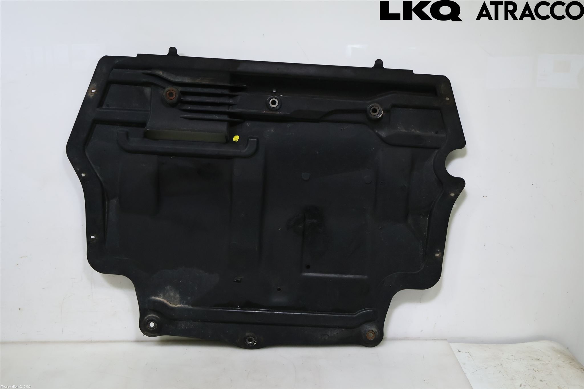 Volkswagen VW PASSAT 11-14 Hasplåt Plåt-Plast