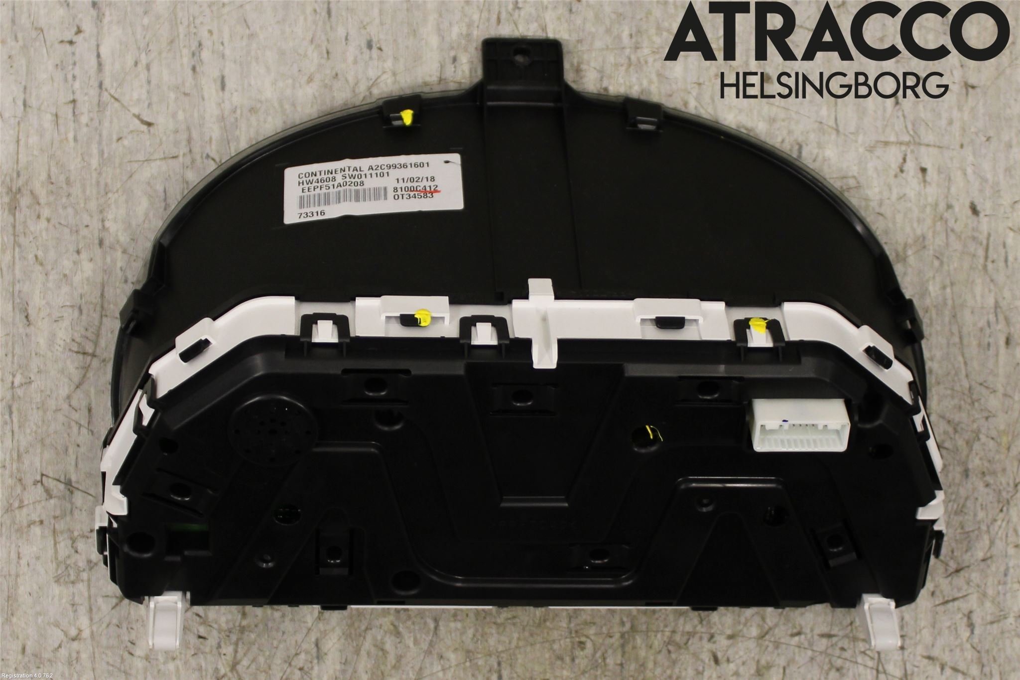 Mitsubishi ECLIPS CROSS Instrument Komb