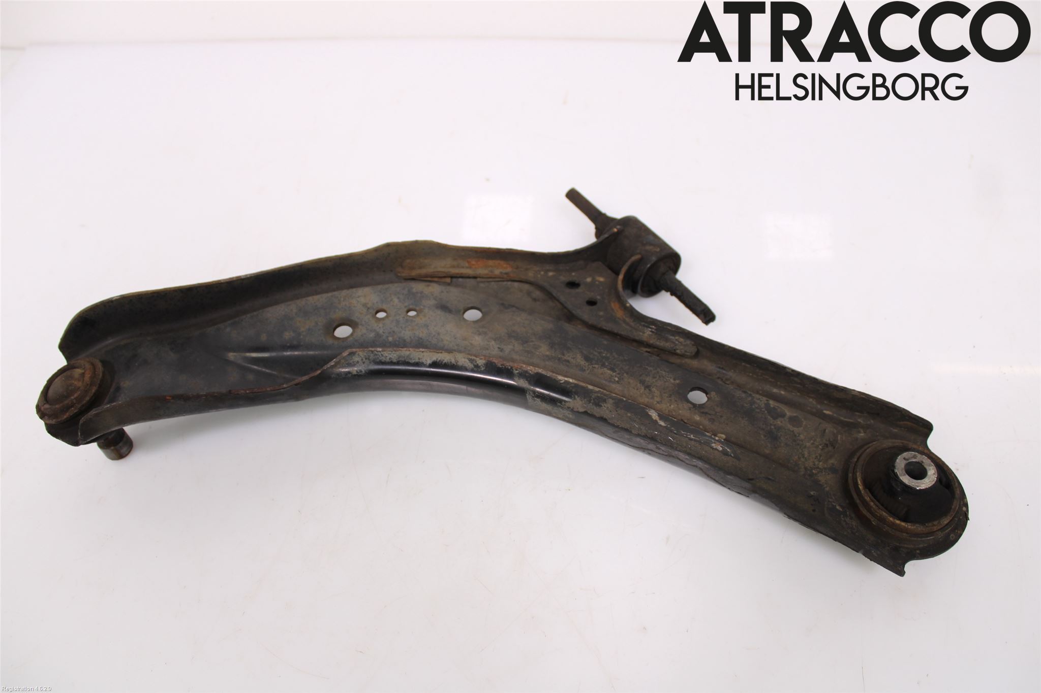 Nissan X-TRAIL 14-21 Bärarm Fram Undre Hö