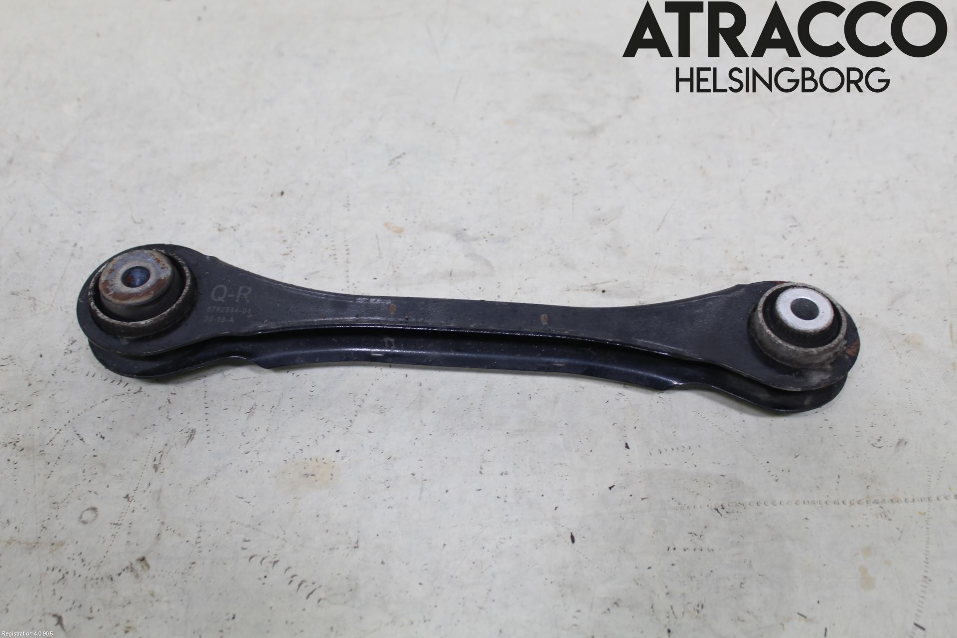 BMW 3 F30/F31/F80 12-19 Bärarm Bak Övre Höger