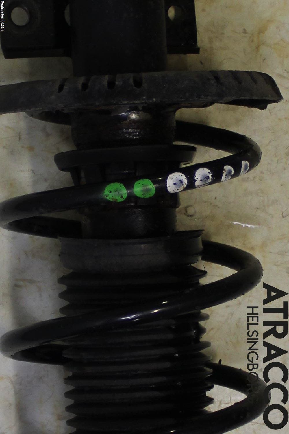 Skoda RAPID Fjäderben Fram Höger