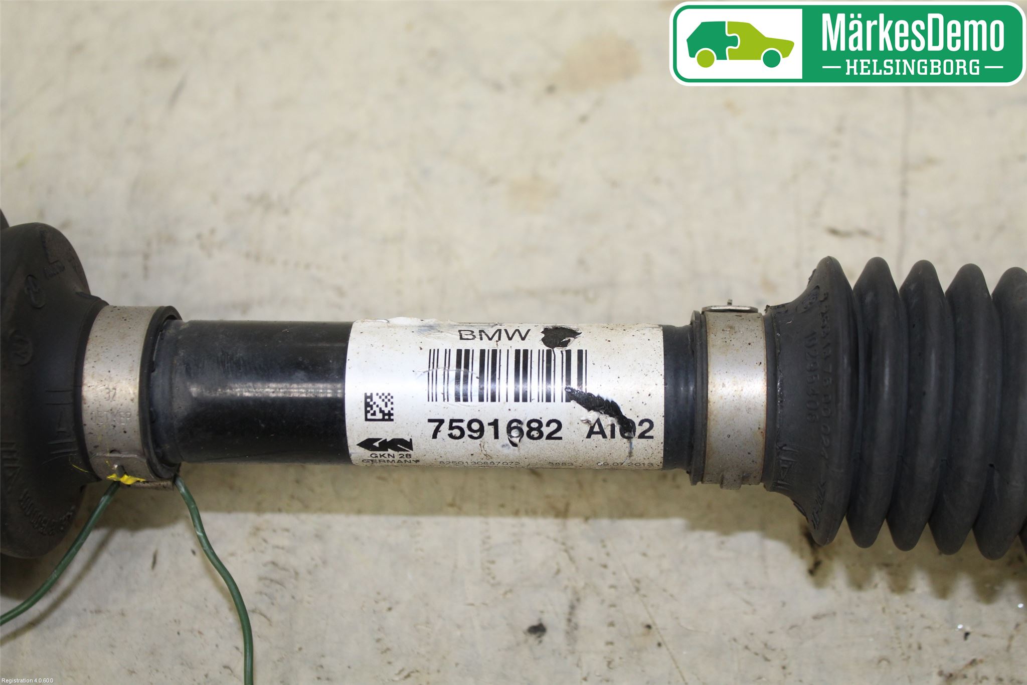 BMW X1 E84 10-15 Drivaxel Fram Höger