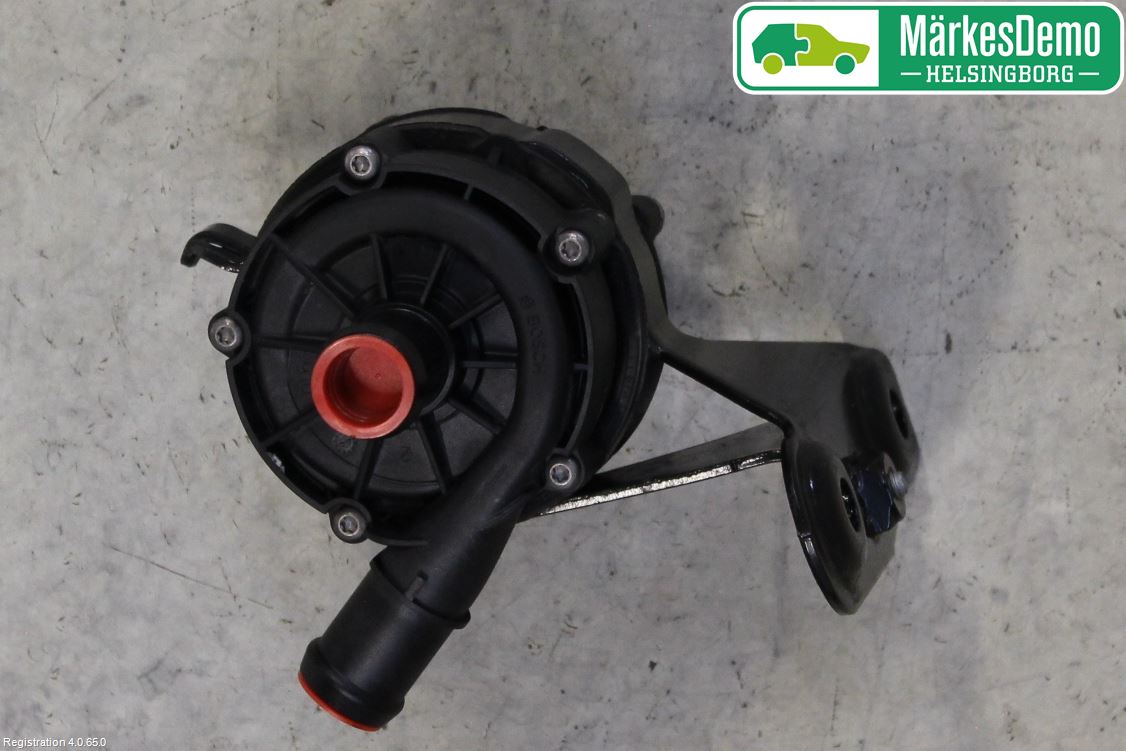 Volkswagen VW PASSAT 15-19 Värme Cirkulationspump