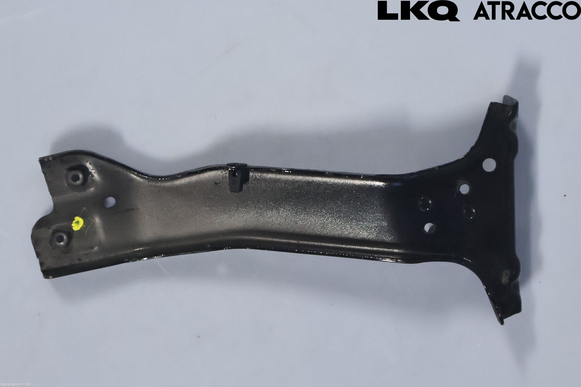 Audi A3/S3 8Y 21- Skärmfäste Fram Hö