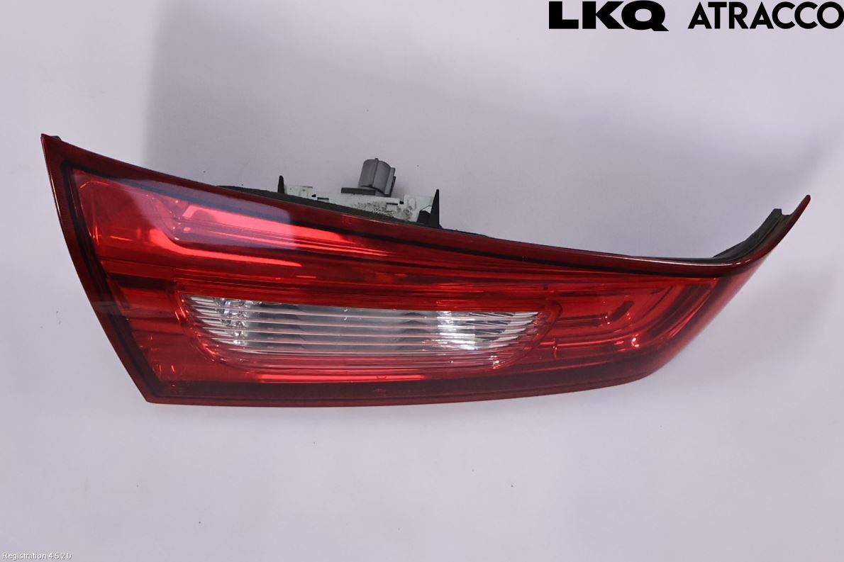 Mitsubishi ASX 10-22 Bakljus Lucka Vä