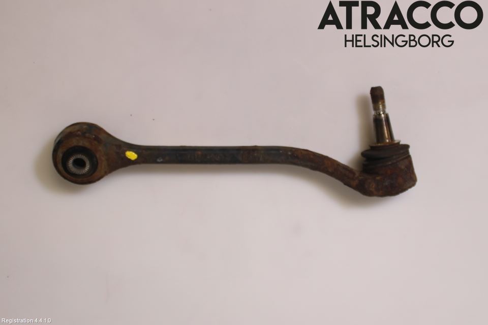 BMW X3 E83     03-10 Bärarm Fram Undre Vä