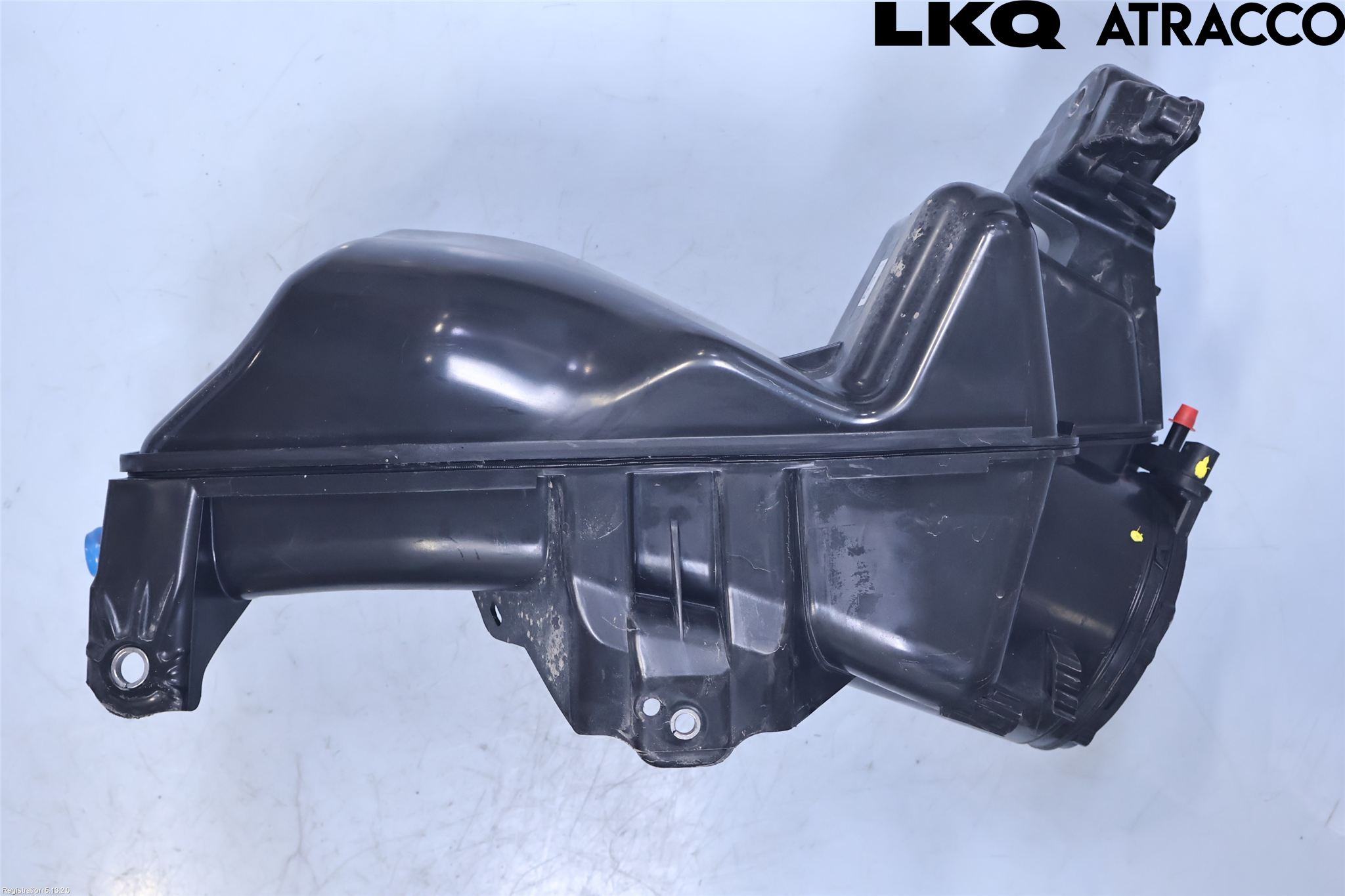 Volvo V90 17->> Adblue Tank