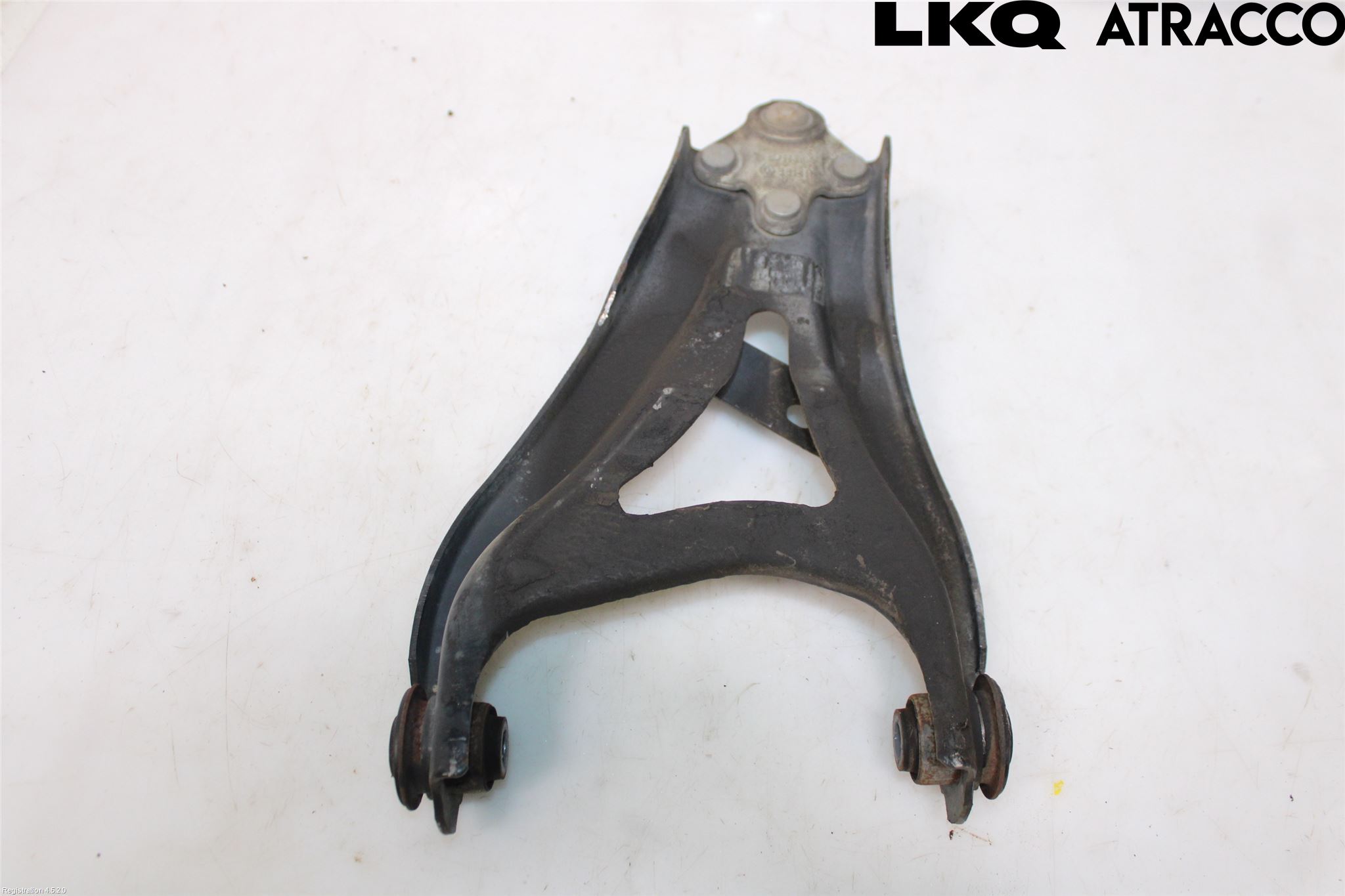 Dacia DUSTER 18-24 Bärarm Fram Undre Hö