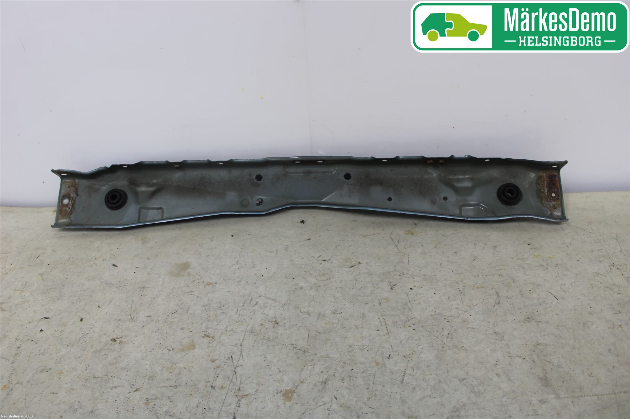 Mitsubishi GRANDIS Front Huvlåsplåt-Balk