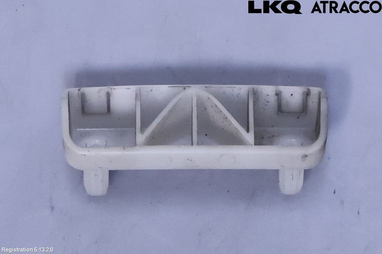 Nissan QASHQAI 10-14 Stötfångarfäste Bak Hö