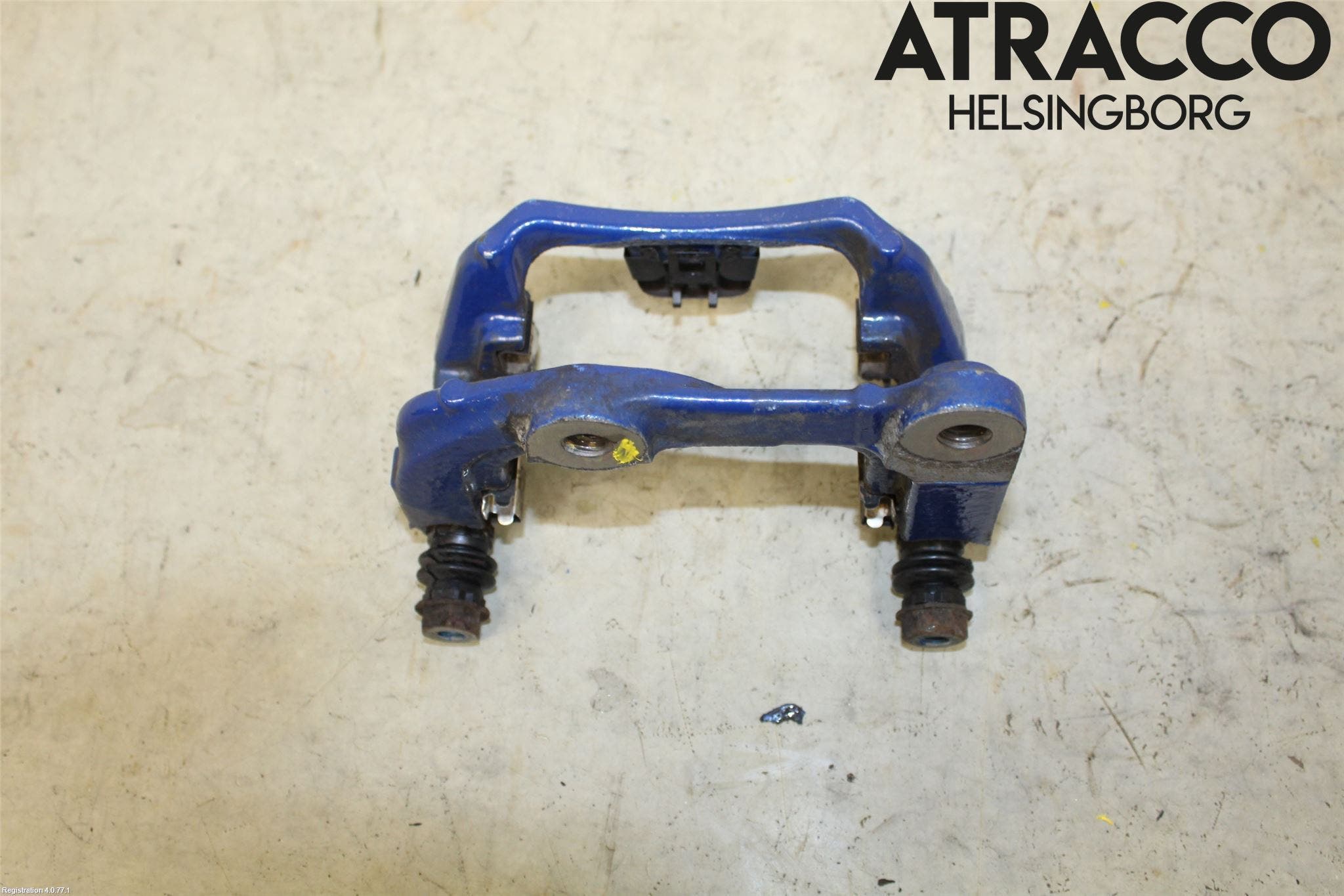 BMW 5 G30/G31/F90 17-23 Bromsokshållare