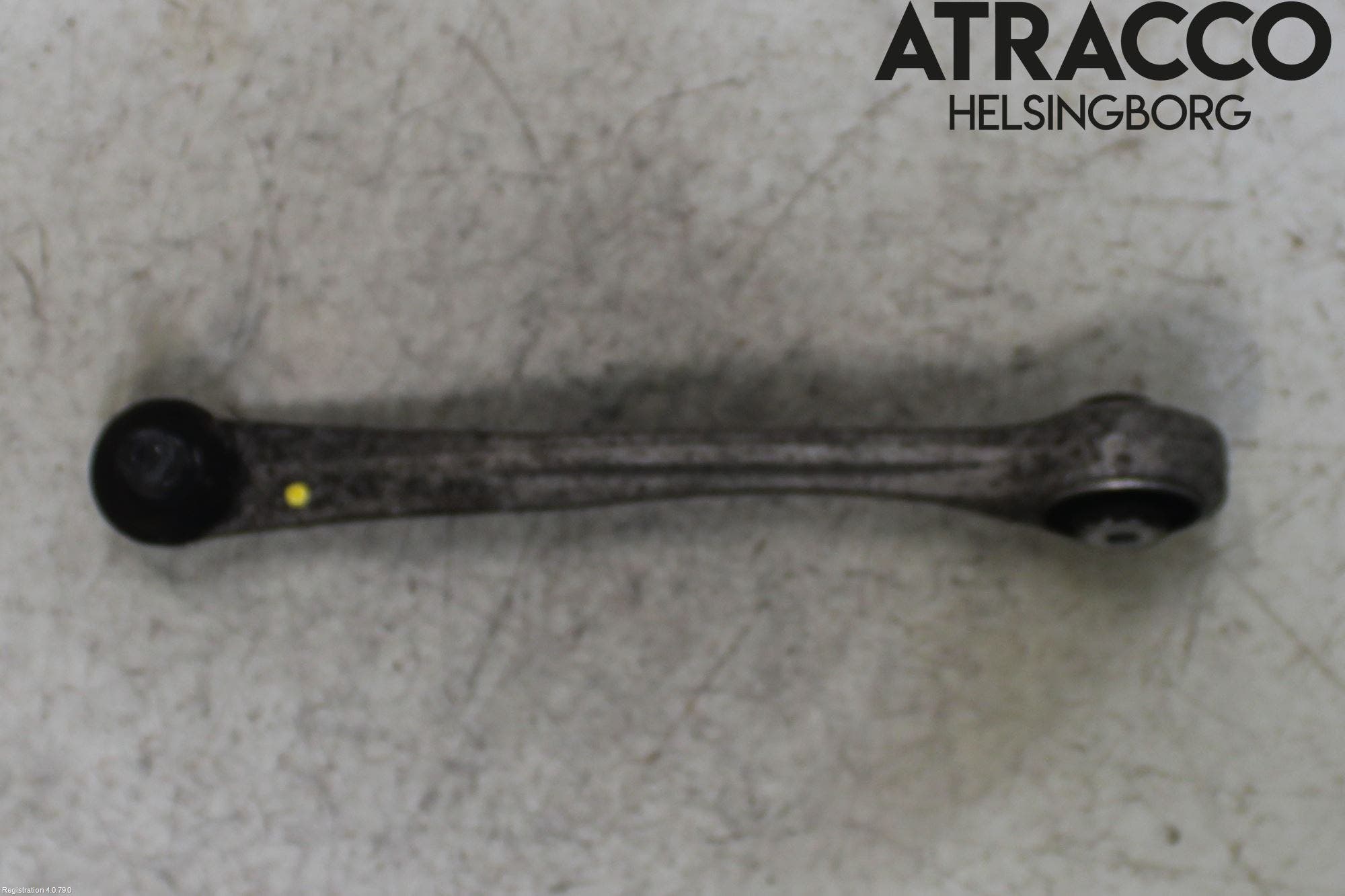 Audi A4/S4 08-11 Bärarm Fram Övre Hö