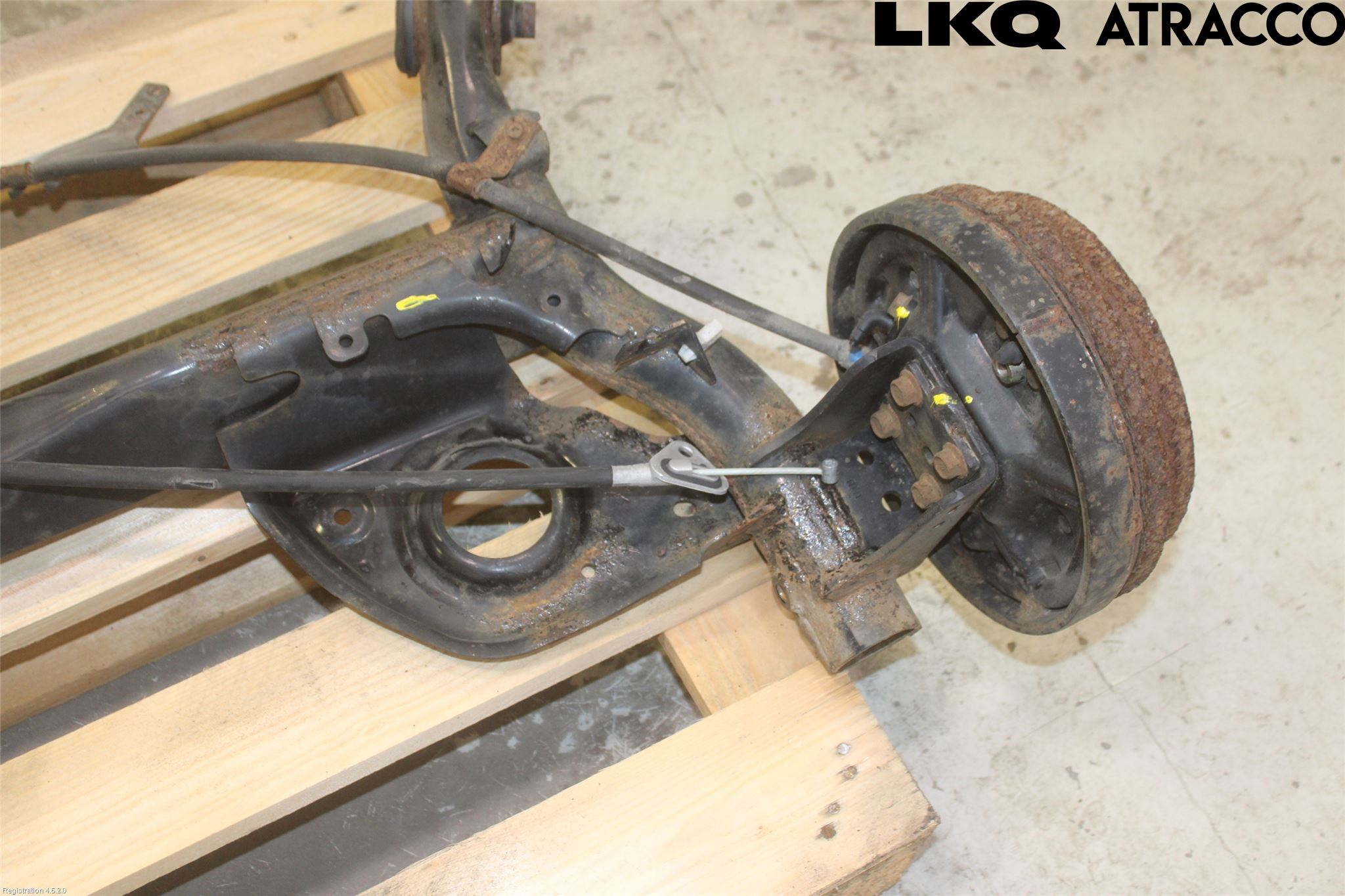 Nissan NOTE E12 14-20 Bakaxel