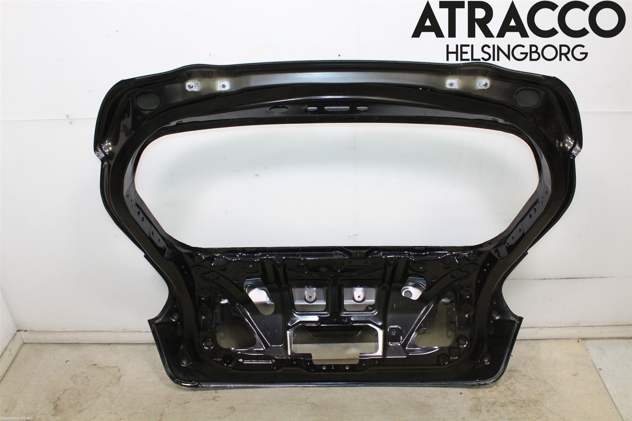 Nissan JUKE 10-14 Baklucka Kombi