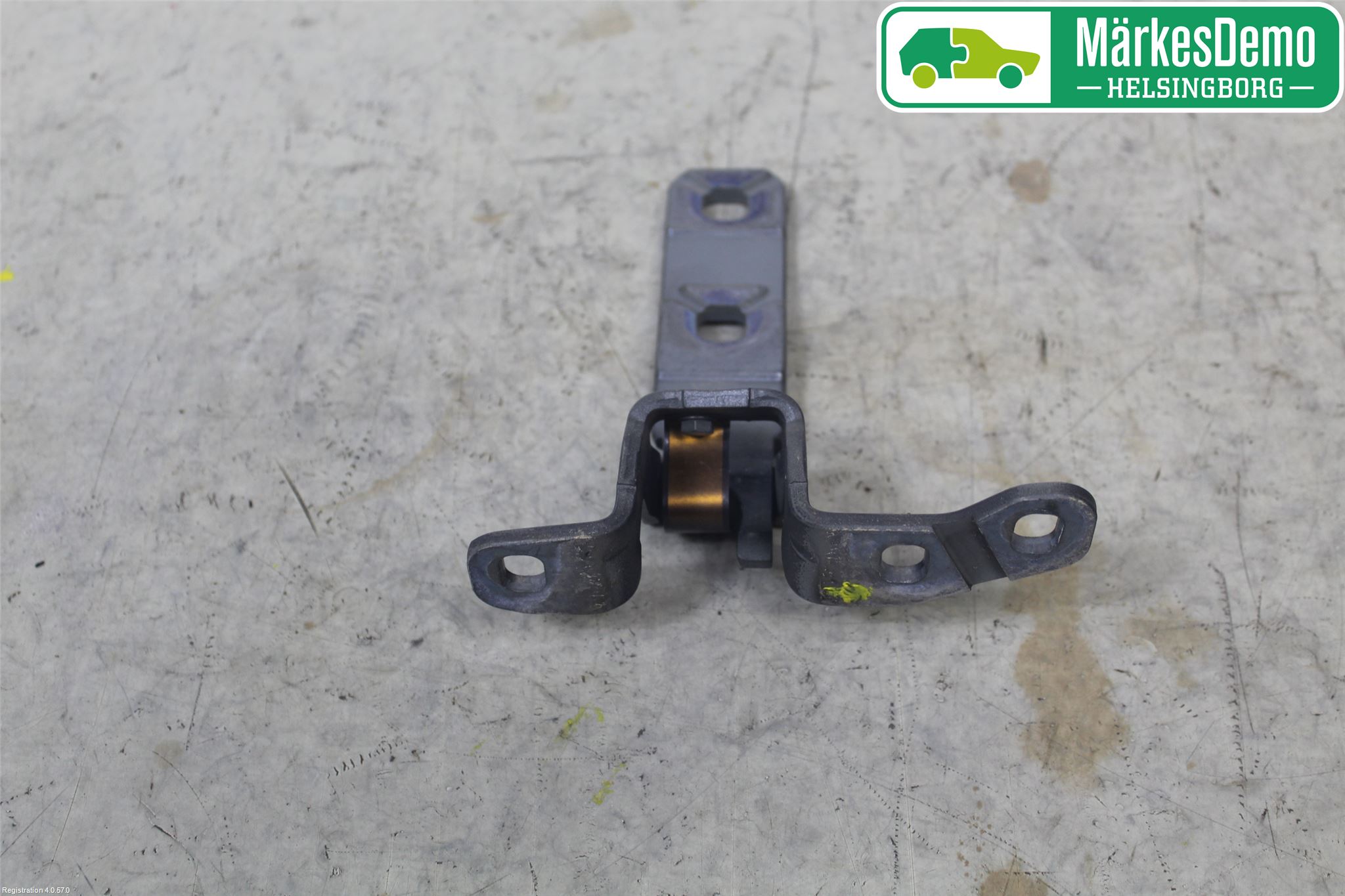 BMW X5 E70 07-13 Bakluckegångjärn Hö