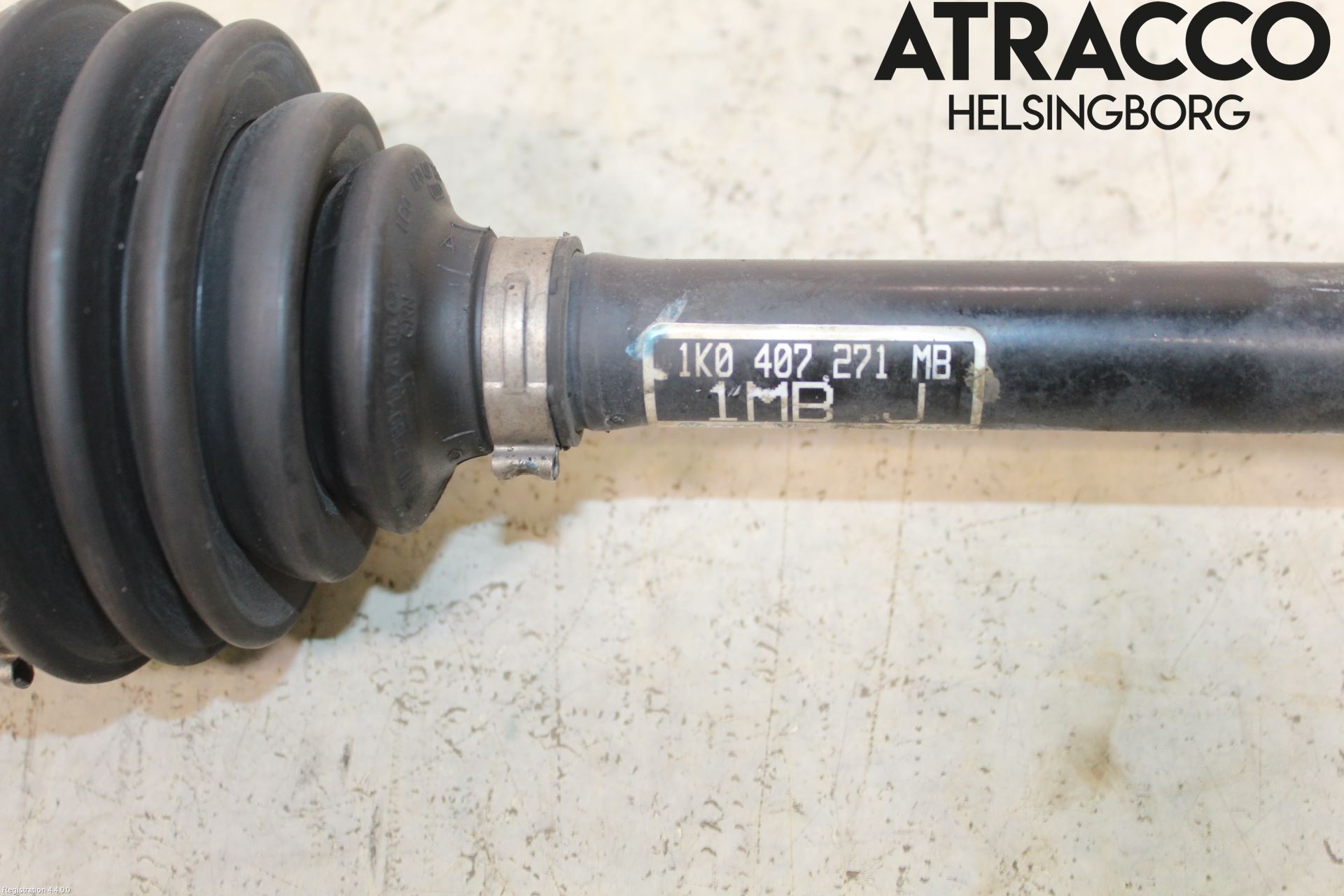 Volkswagen VW JETTA VI 11- Drivaxel Fram Vänster