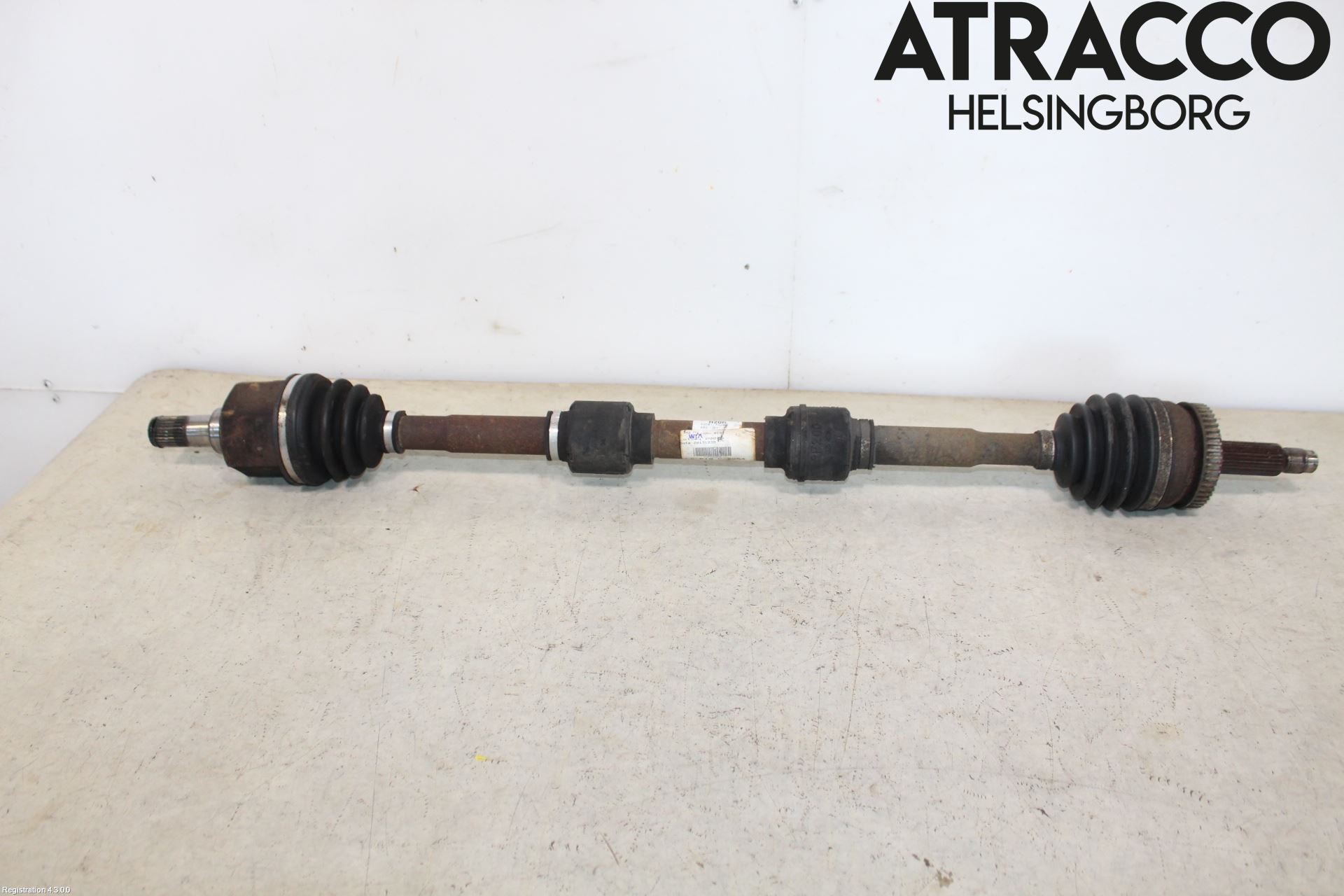 Kia CARENS III 13-19 Drivaxel Fram Höger