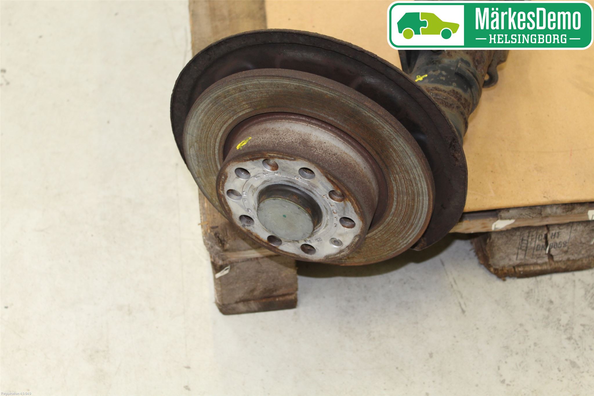 Volkswagen VW CADDY 11-15 Bakaxel