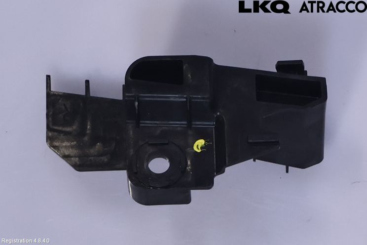 Toyota YARIS XP130 15-20 Stötfångarfäste Bak Hö